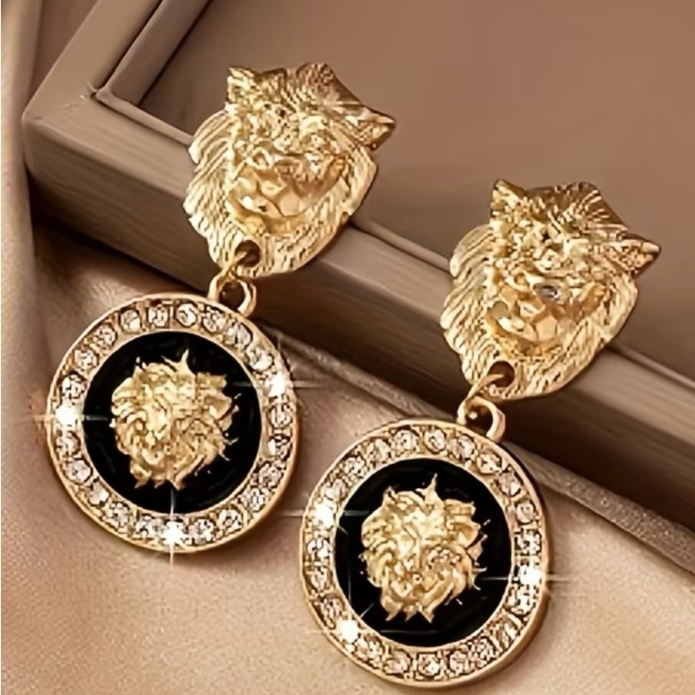Elegant Gold and Black Lion Earrings